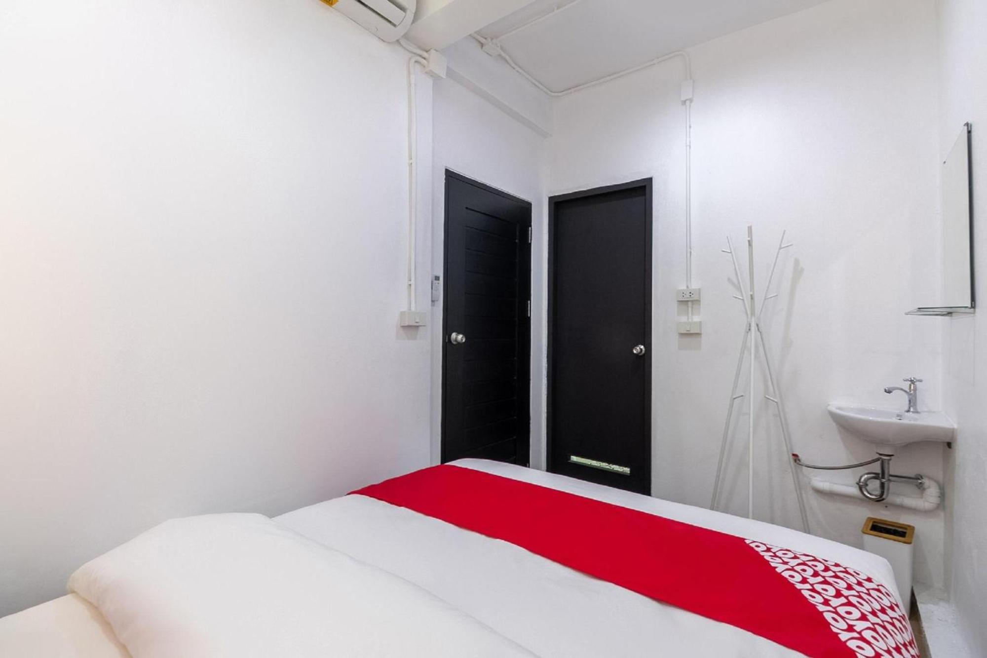 Kudi Hostel Bangkok Exterior foto